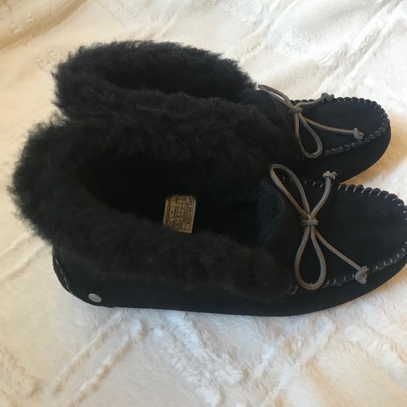 UGG Alena Mocassin - Picture 5 of 7